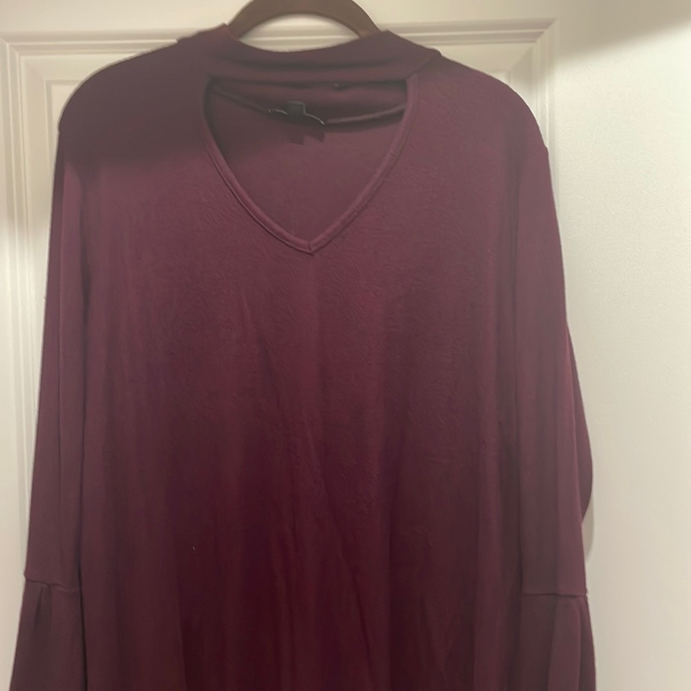 Burgundy v neck , choker collar , bell sleeve top